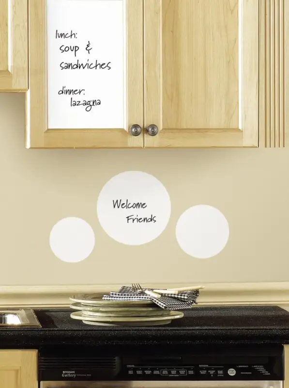 Gratis Retour RoomMates muurstickers - Whiteboard