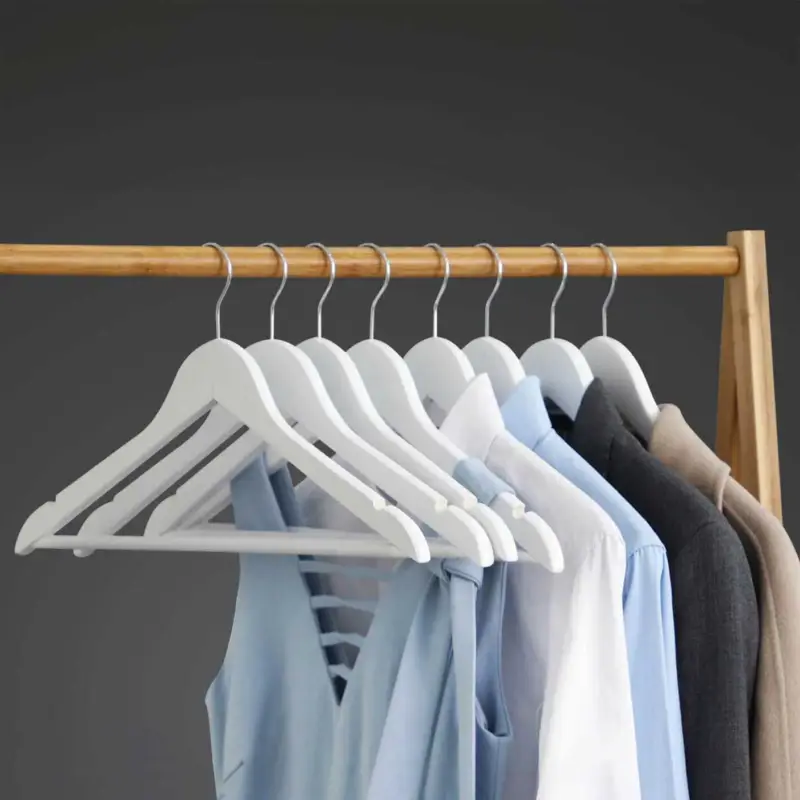 Houten kleerhangers, set van 20, kleerhangers, antislip, 360° draaibaar, wit/zilver Actieprijs